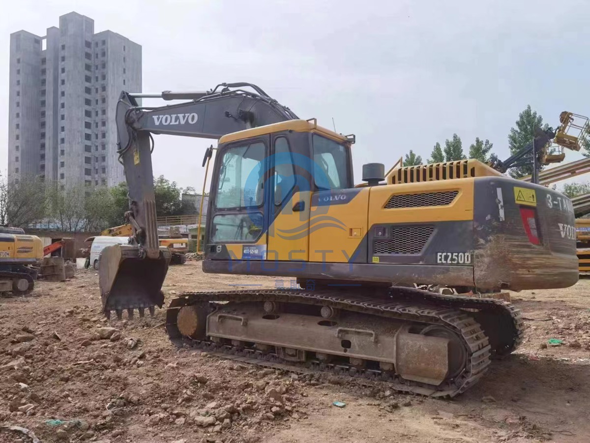 Volvo EC250D Used Ex